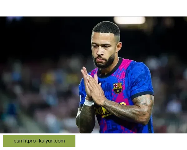 马丁内斯在阿斯顿维拉的表现稳健，球队状态逐渐回暖